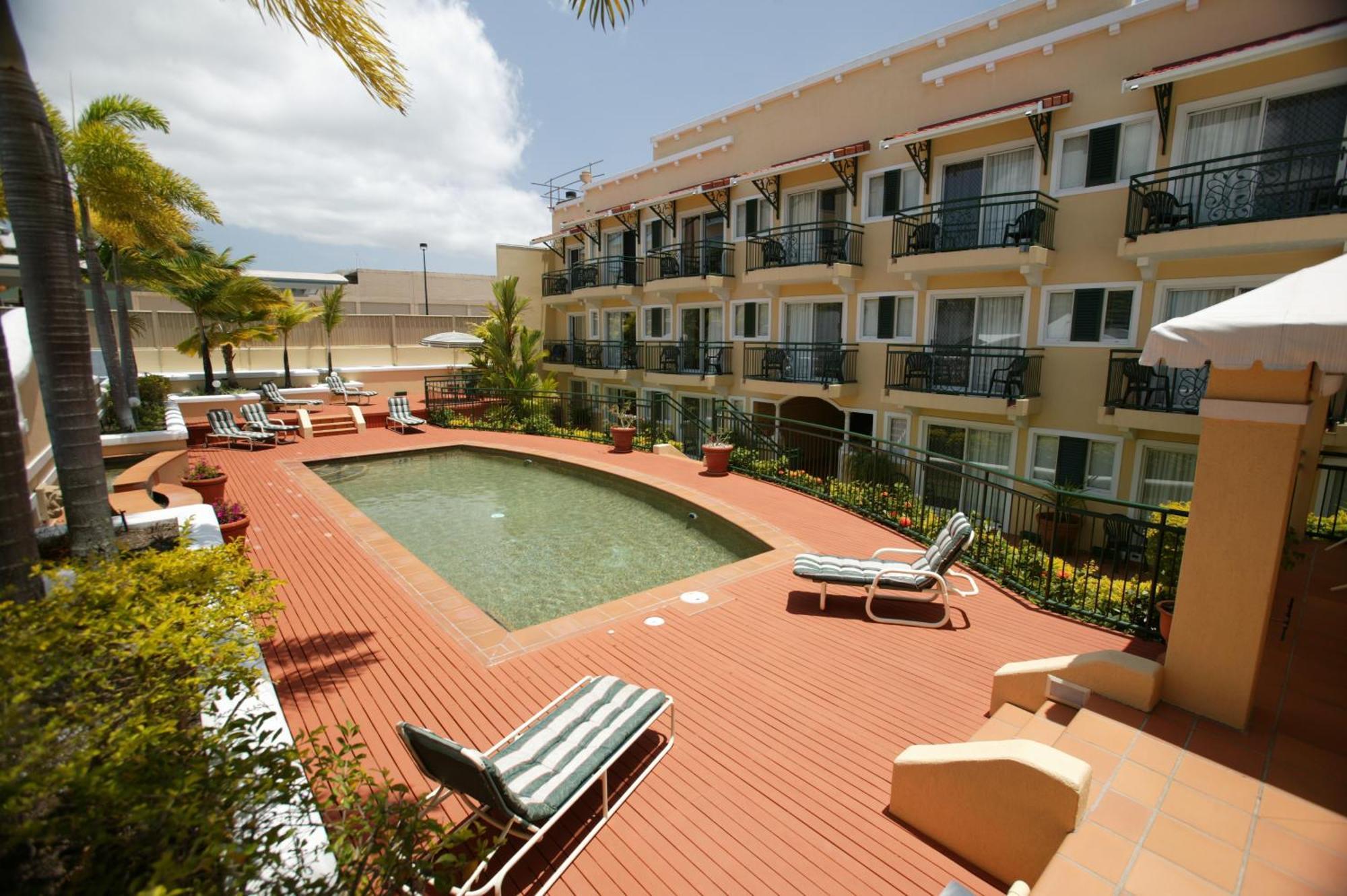 Il Palazzo Holiday Apartments Cairns Dış mekan fotoğraf