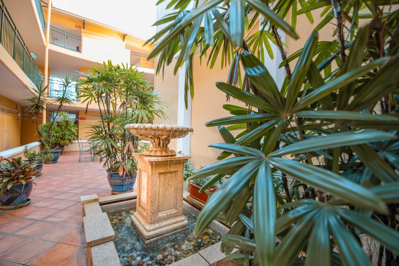Il Palazzo Holiday Apartments Cairns Dış mekan fotoğraf